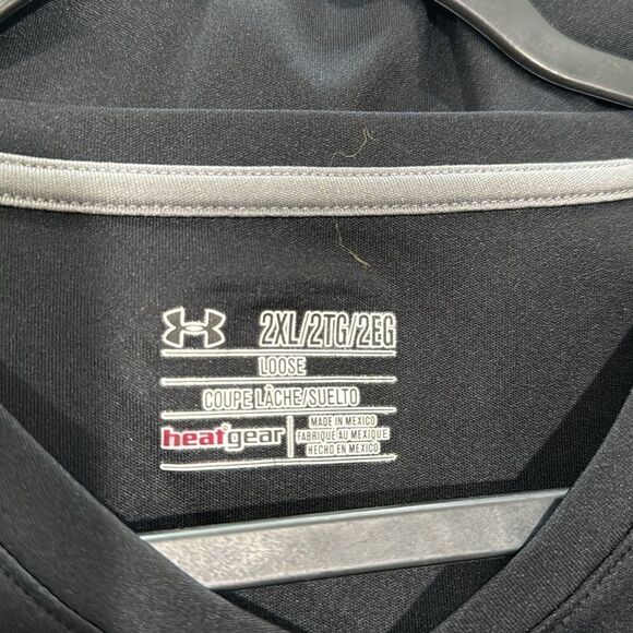 UNDER ARMOUR HEAT GEAR SHIRT. - Picture 5 of 6